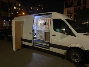 Перевозка мебели в ночное время Островец